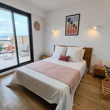 Rooftop, Superbe Vue Panoramique Pour 4 Personnes * Saint-Laurent-du-Var